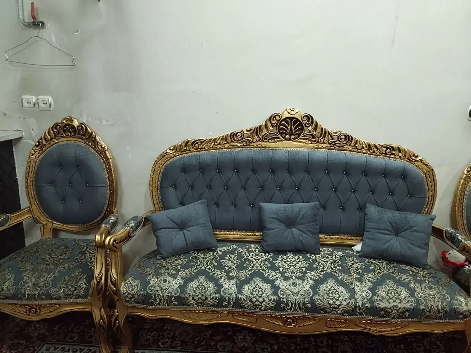 مبل 9نفر سرطنتی|مبلمان خانگی و میز عسلی|بروجرد, |دیوار