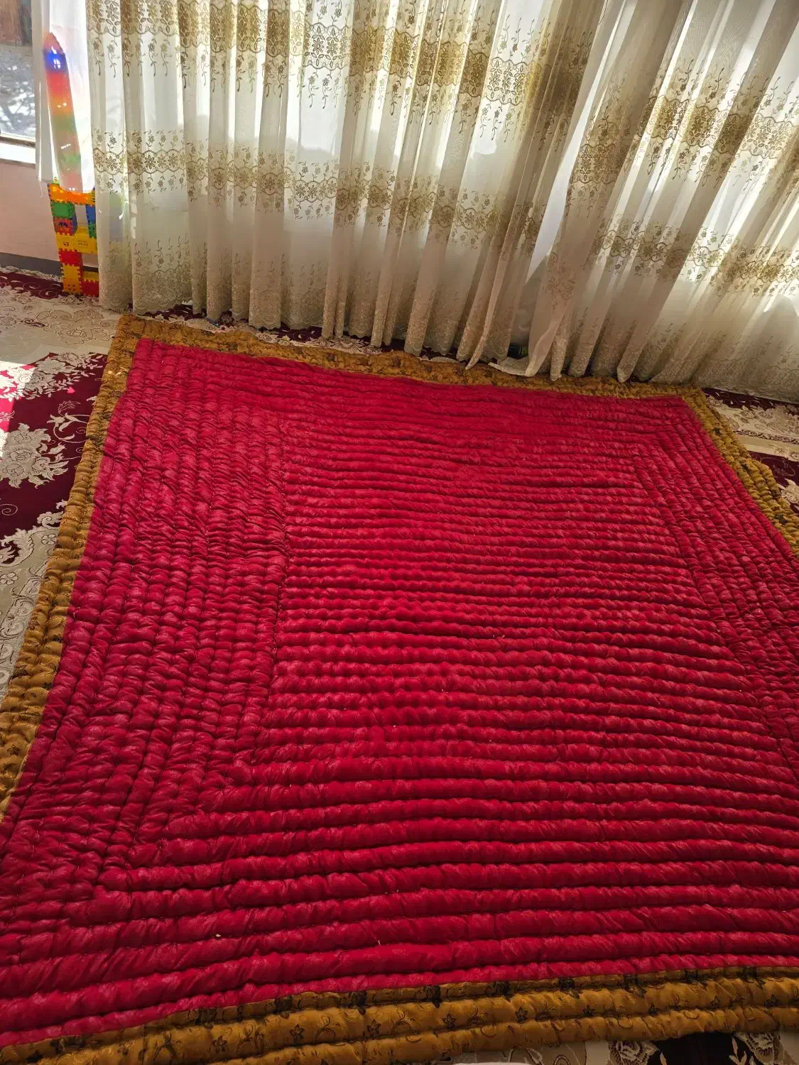 لحاف کرسی|رختخواب، بالش، پتو|خمینی‌شهر, |دیوار