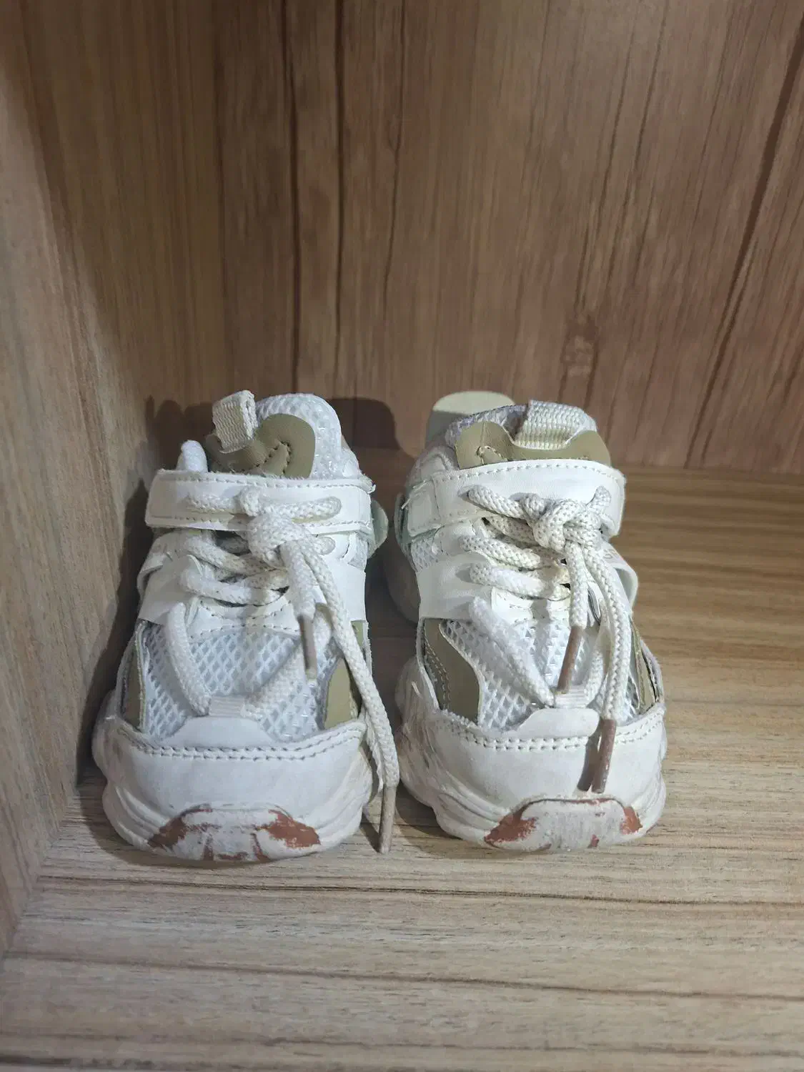 کتونی بچگانه|کفش و لباس بچه|اسلامشهر, مظفریه|دیوار