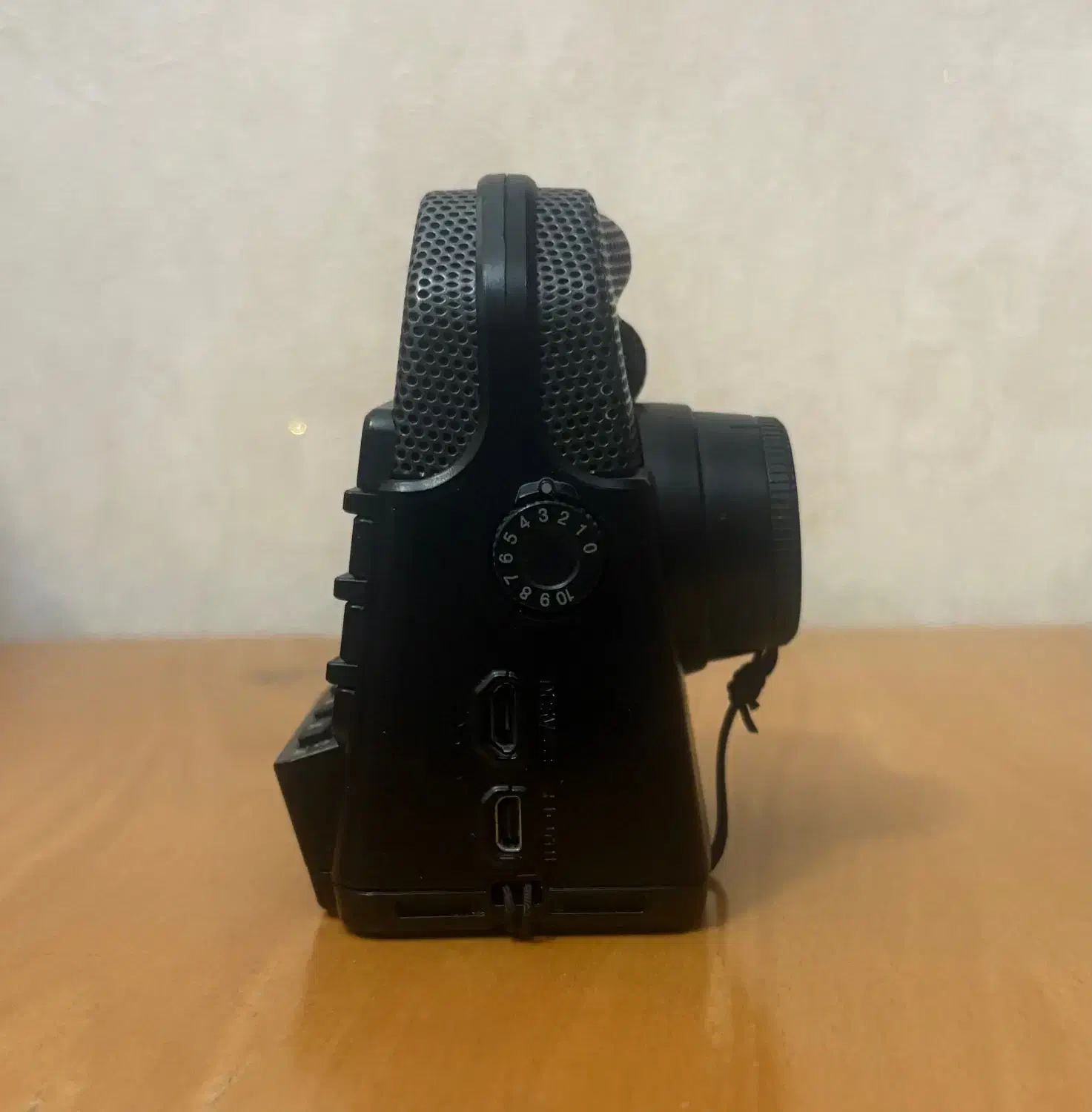 Zoom q2n musicians camera|دوربین عکاسی و فیلم‌برداری|تهران, شهرآرا|دیوار