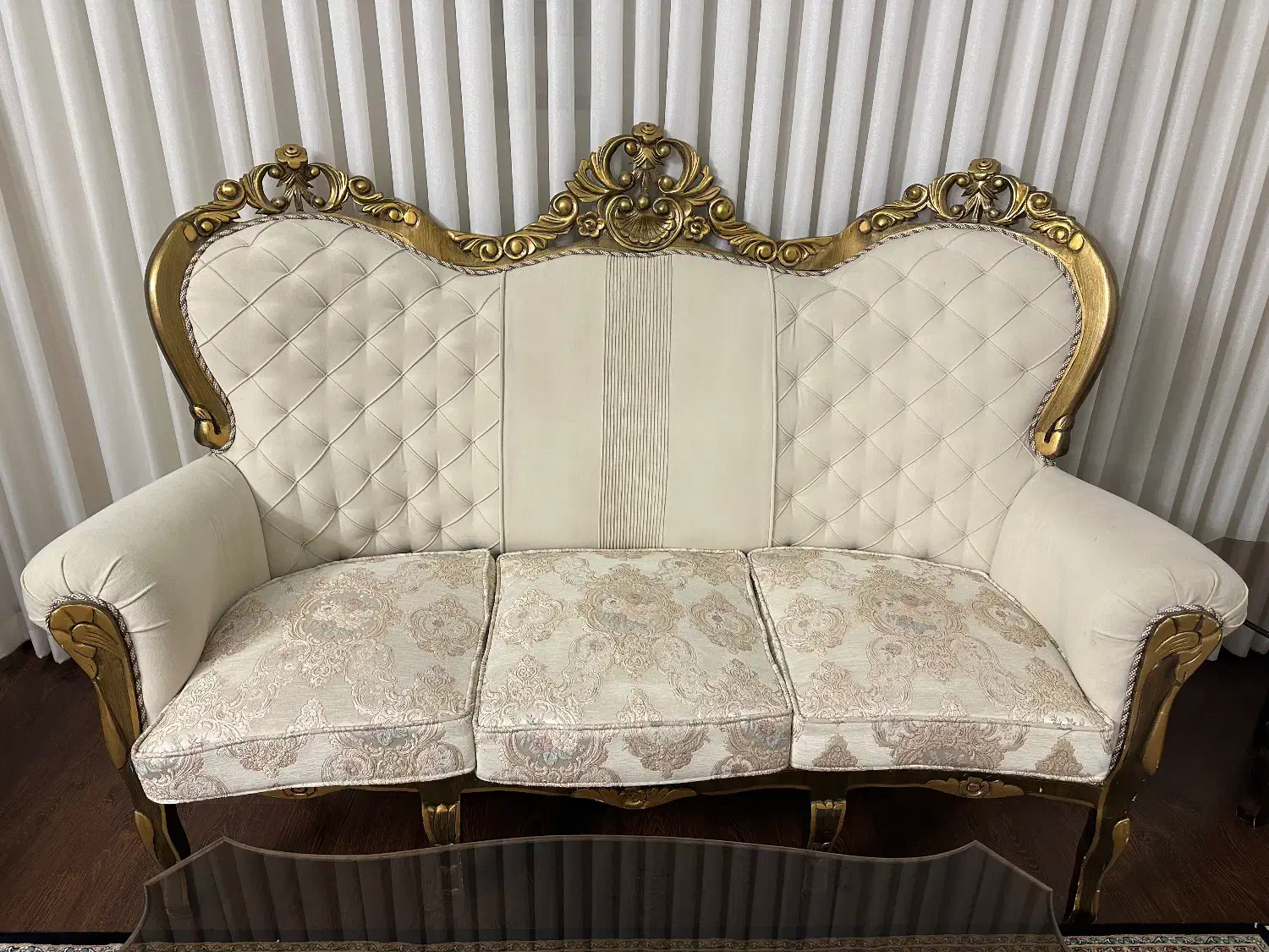 مبل ۷ نفره|مبلمان خانگی و میز عسلی|فولادشهر, C4|دیوار