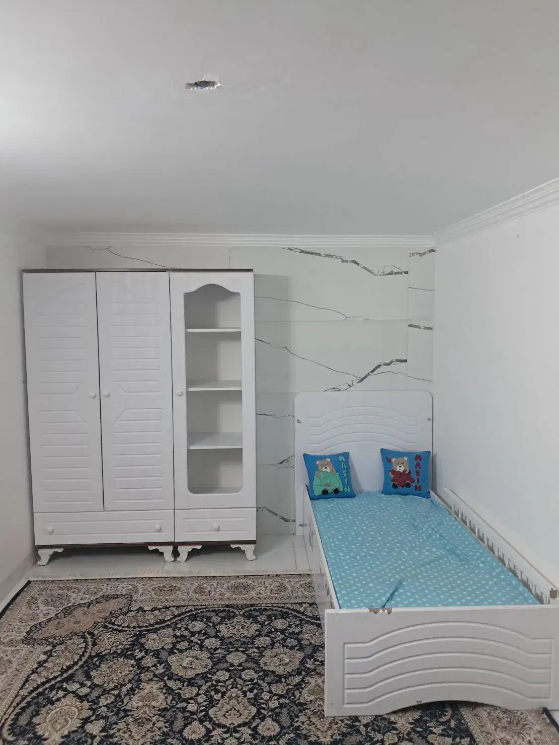 تخت و کمد نوجوان|تخت و سرویس خواب|یزد, |دیوار