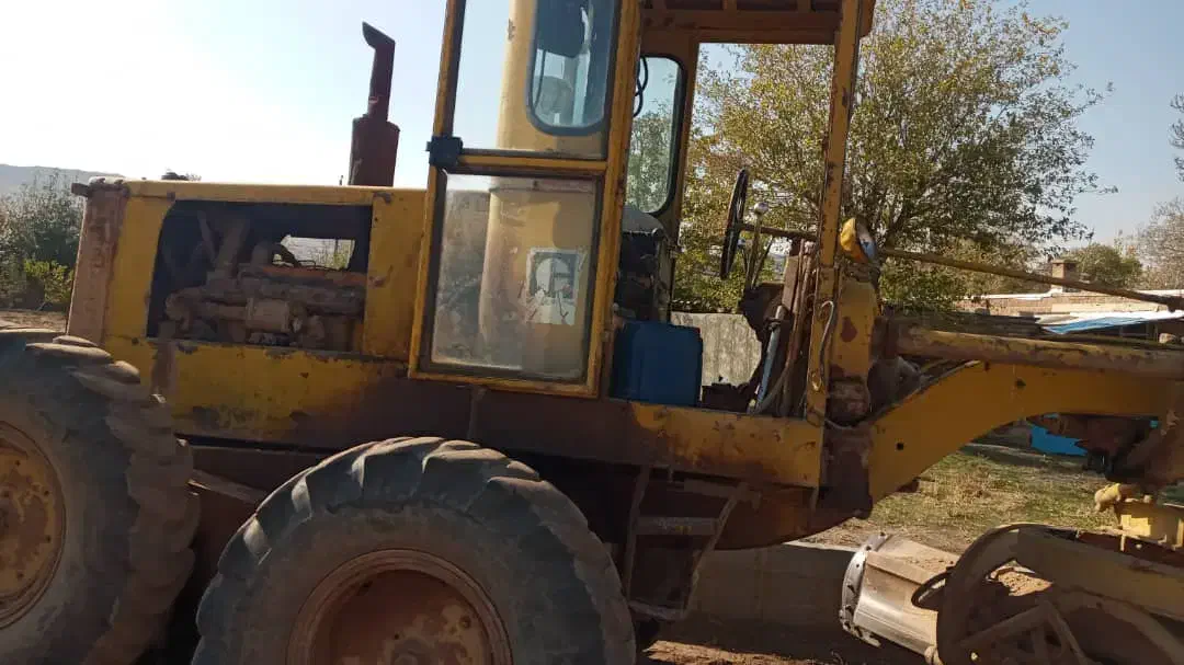 گریدرکاترپیلار۱۲ ای|خودرو سنگین|تهران, جنت‌آباد مرکزی|دیوار