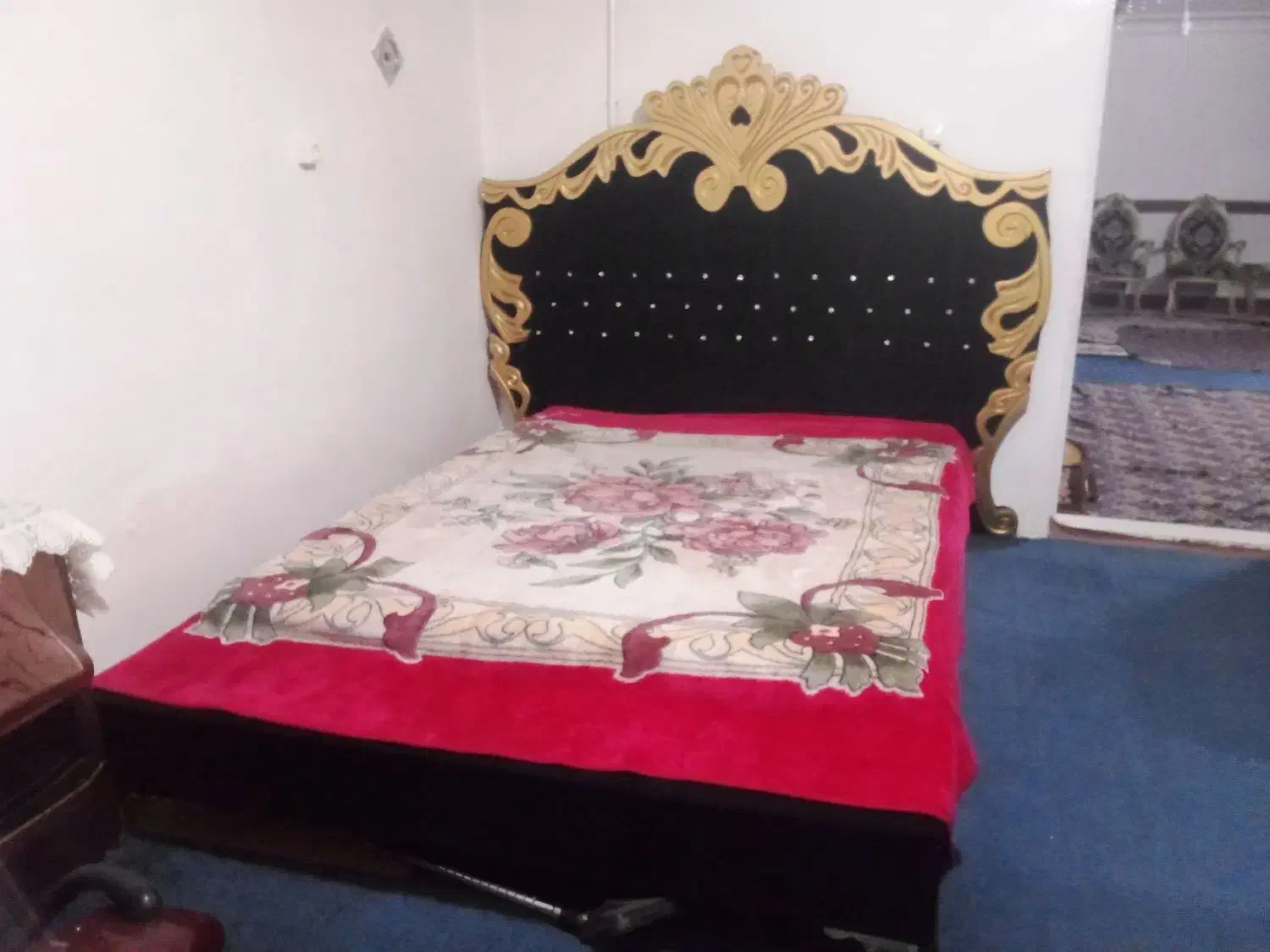 تخت دونفره|تخت و سرویس خواب|لالجین, |دیوار