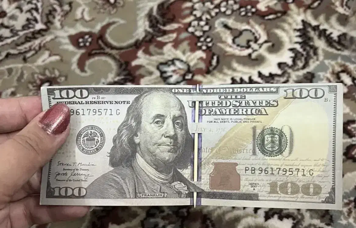 ریال عربستان کلکسیونی و دلار|کلکسیون سکه، تمبر، اسکناس|قم, زنبیل آباد|دیوار