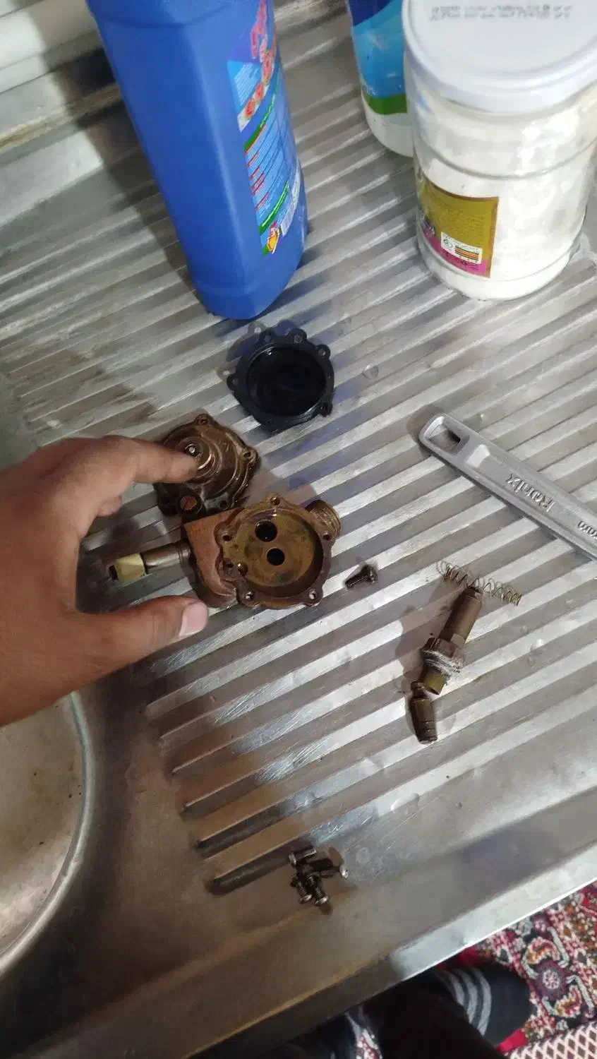 تعمیرات تخصصی پکیج،آبگرمکن و رادیاتور نماینده رسمی|خدمات پیشه و مهارت|میانه, |دیوار