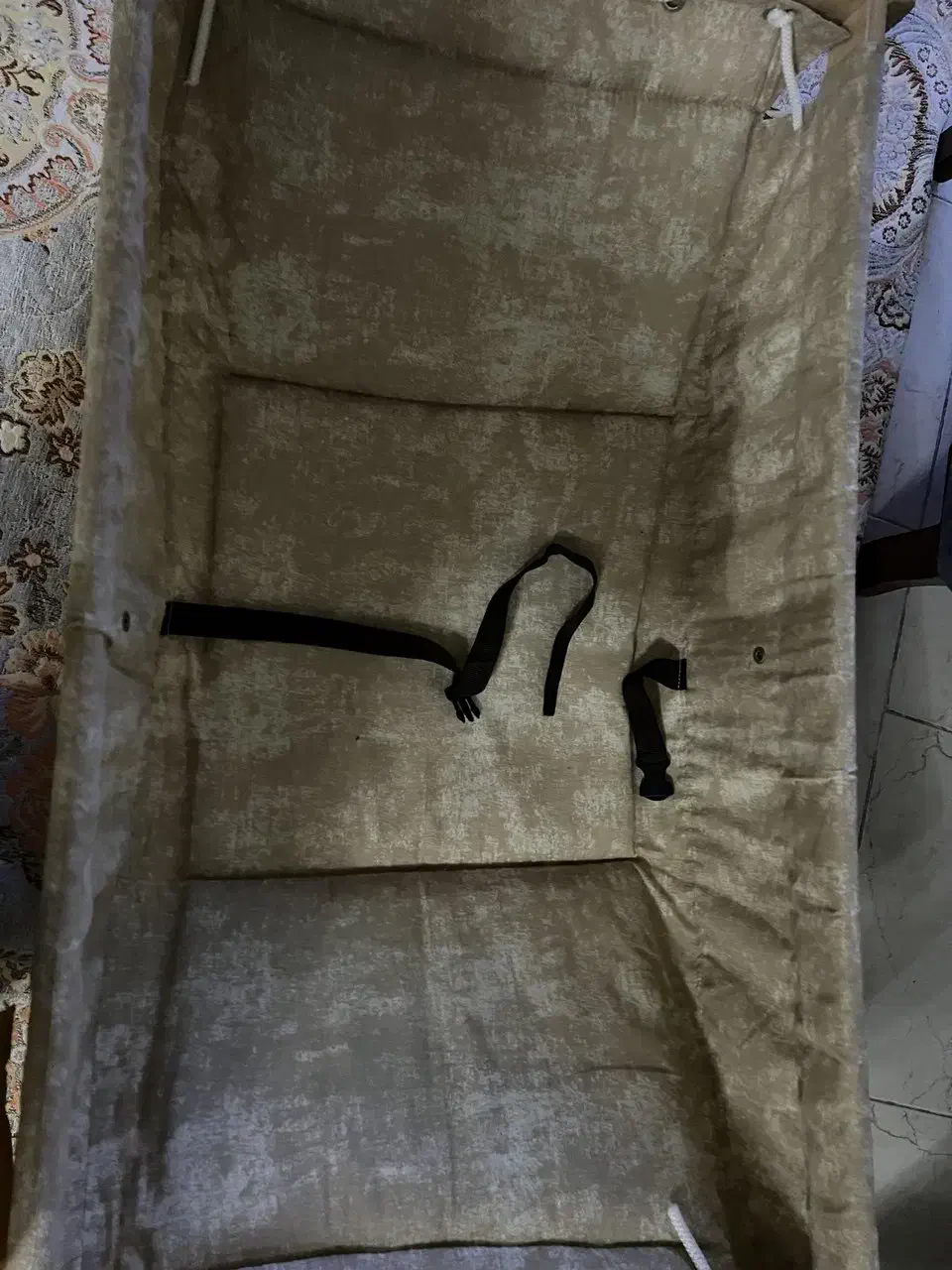 گهواره ننو|تخت و سرویس خواب|رشت, گیل|دیوار