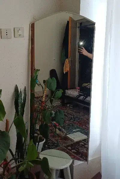 آینه قدی|آینه|اصفهان, جوزدان الیادران|دیوار