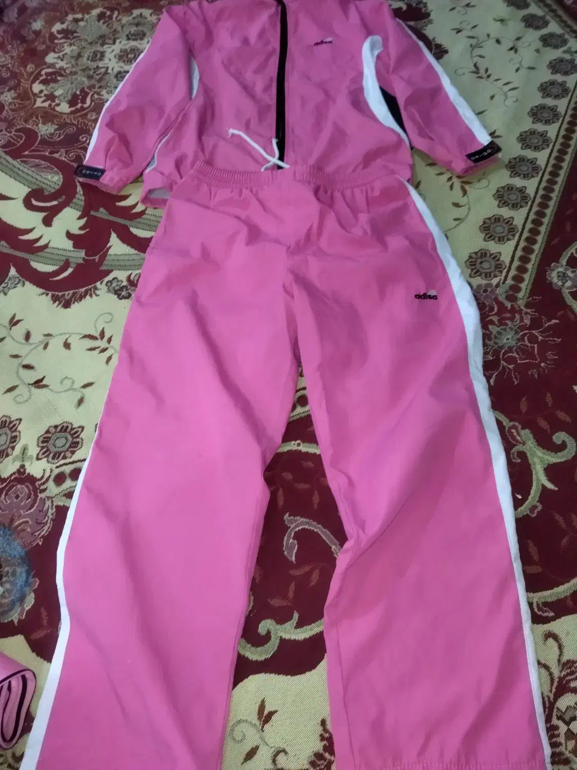 لباس های ورزشی و مانتو|لباس|ملایر, |دیوار