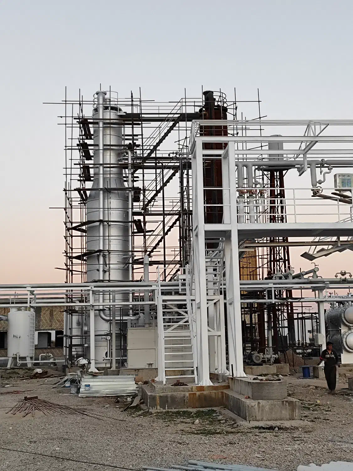 داربست سجاد|خدمات پیشه و مهارت|صدرا-فارس, فاز ۱|دیوار