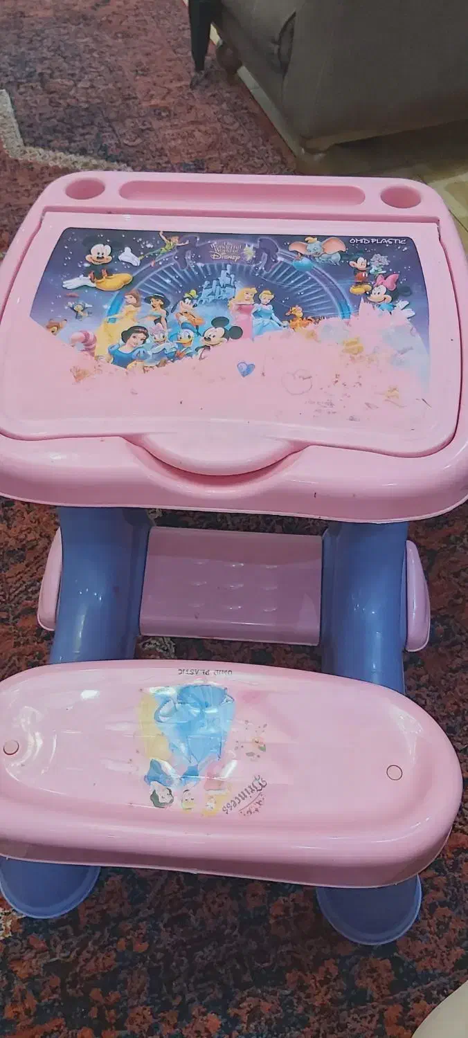 میز تحریر|میز تحریر و کامپیوتر|فردیس, منظریه|دیوار