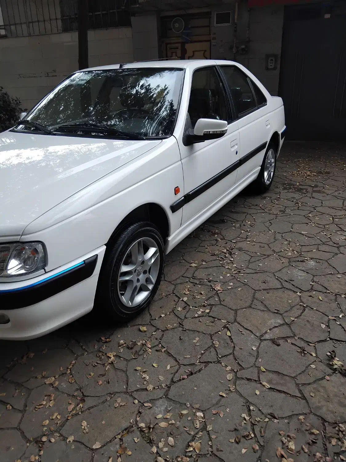 پژو پارس مدل ۱۴۰۰ درحد صفر|خودرو سواری و وانت|رشت, یخسازی|دیوار