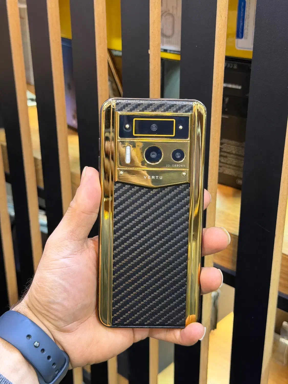 vertu|موبایل|تهران, فردوسی|دیوار