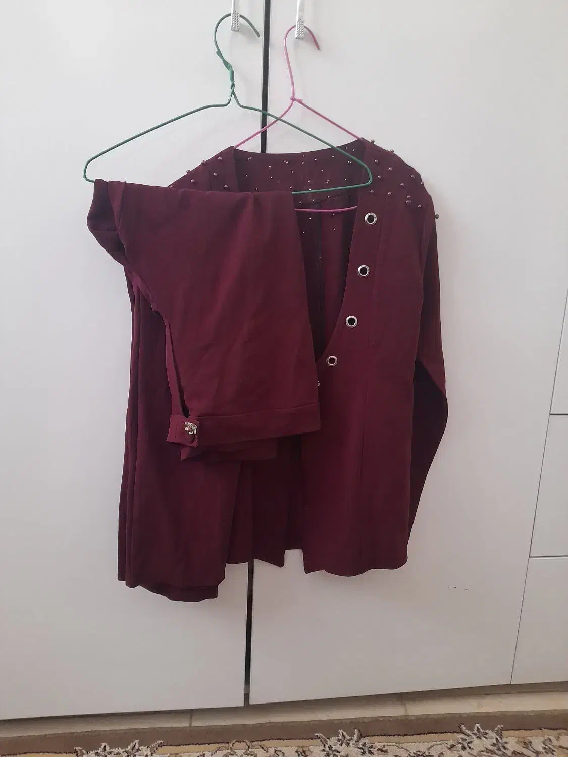 لباس مجلسی|لباس|کهک, |دیوار