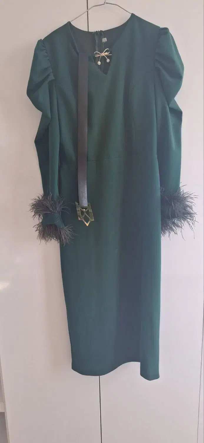 لباس مجلسی|لباس|تاکستان, |دیوار