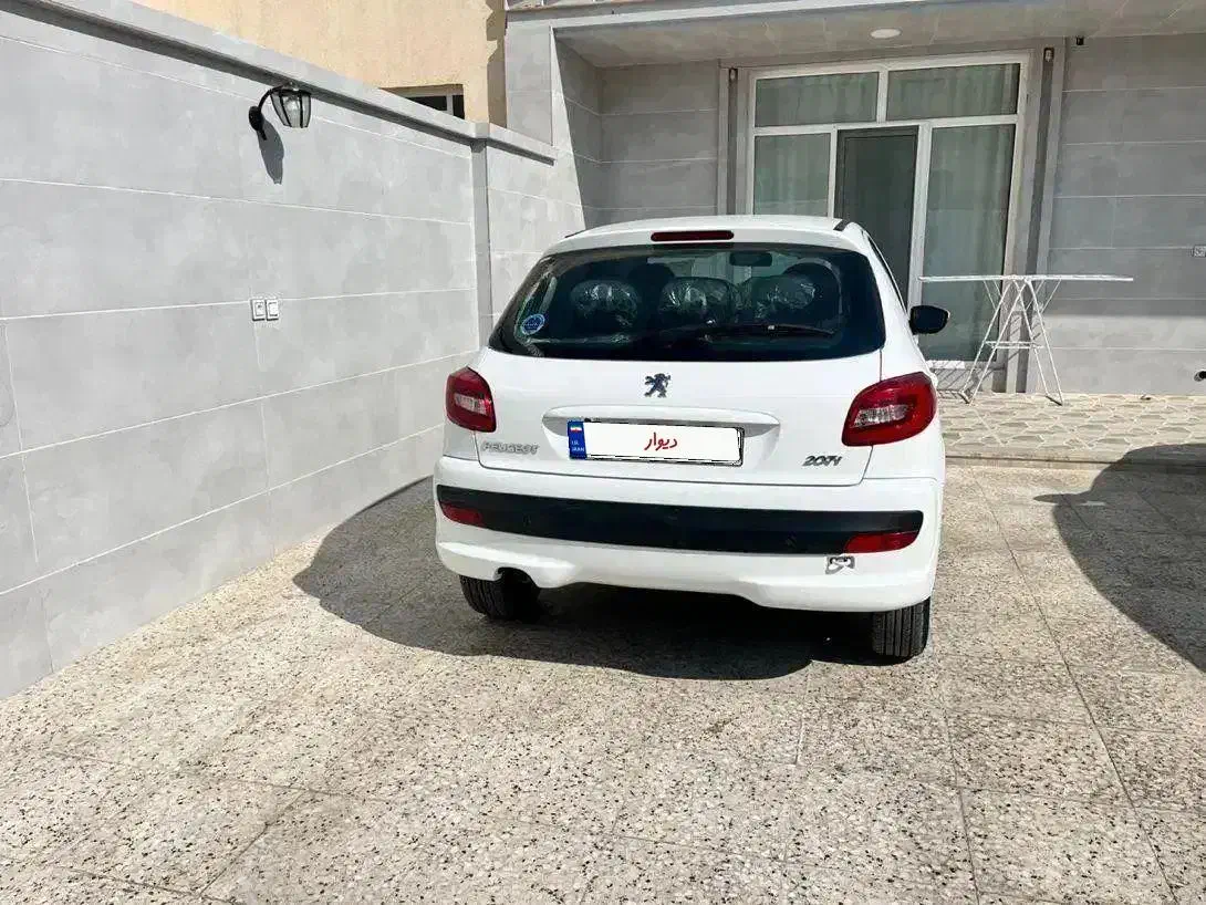 ۲۰۷دنده سقف فلز مدل ۱۴۰۴|خودرو سواری و وانت|زرقان, |دیوار