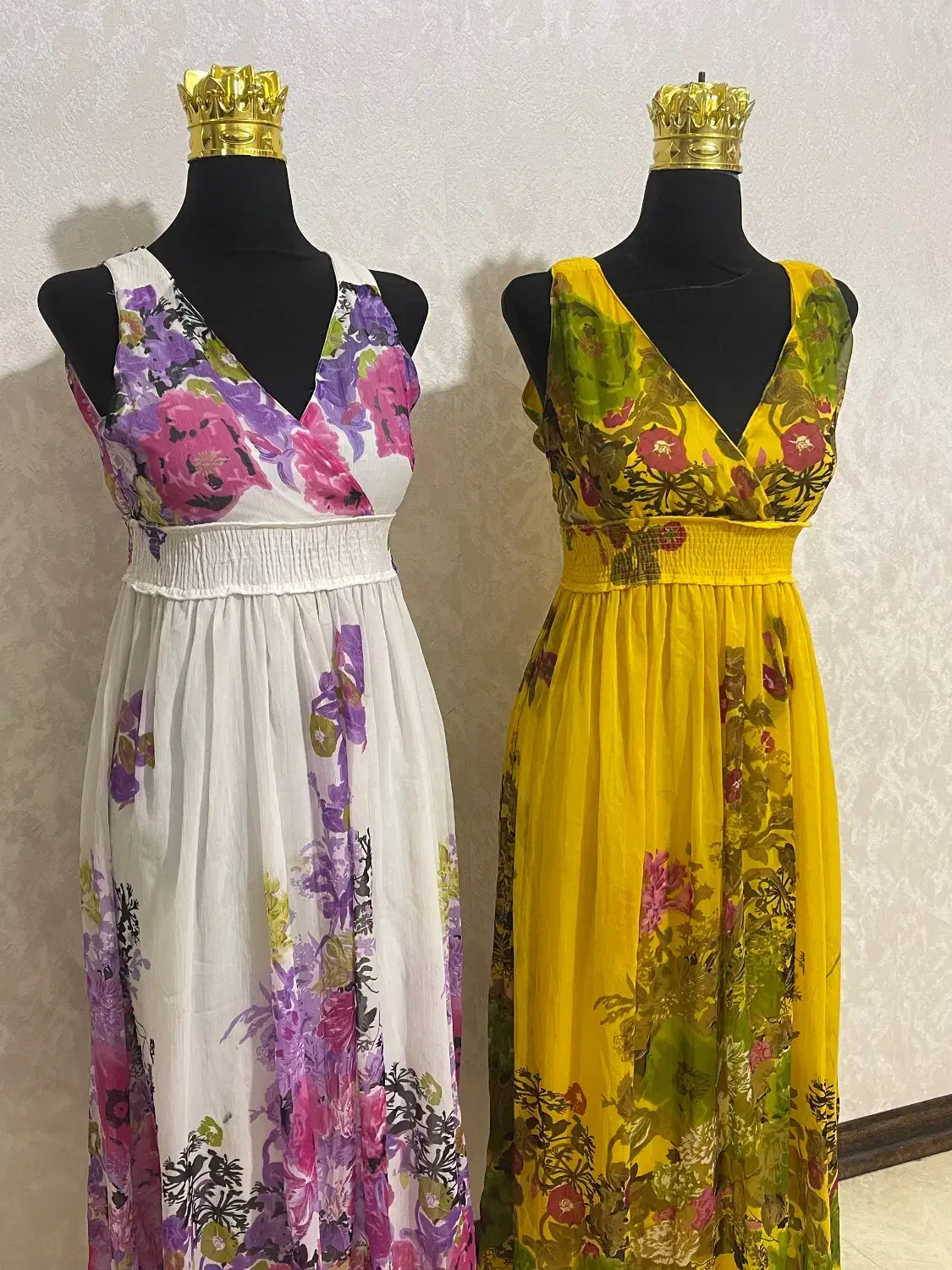 ساحلی ترک|لباس|شیراز, رکنآباد|دیوار