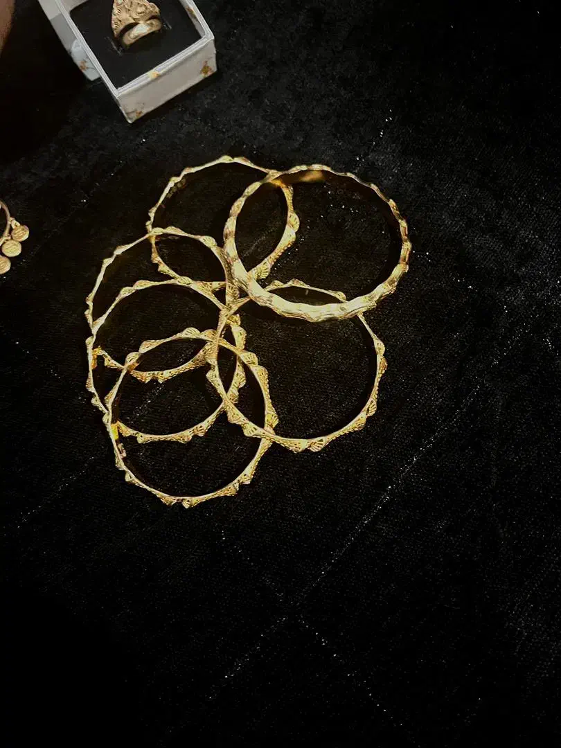 النگو سایز چهار با دو100 بالاتر از تابلو|جواهرات|نورآباد ممسنی, |دیوار