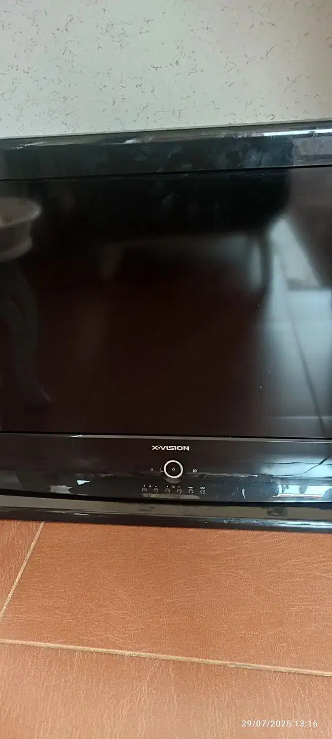 تلویزیون ال سی دی|تلویزیون و پروژکتور|شاهین‌شهر, مخابرات (شهید بهشتی)|دیوار