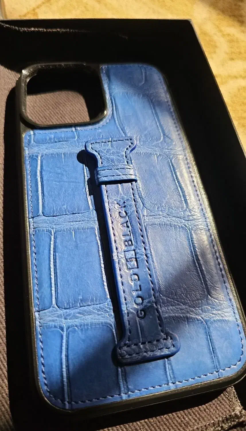 قاب چرم طبیعی 100% کروکودیل برای ایفون 13 پرومکس|لوازم جانبی موبایل و تبلت|بندرلنگه, |دیوار