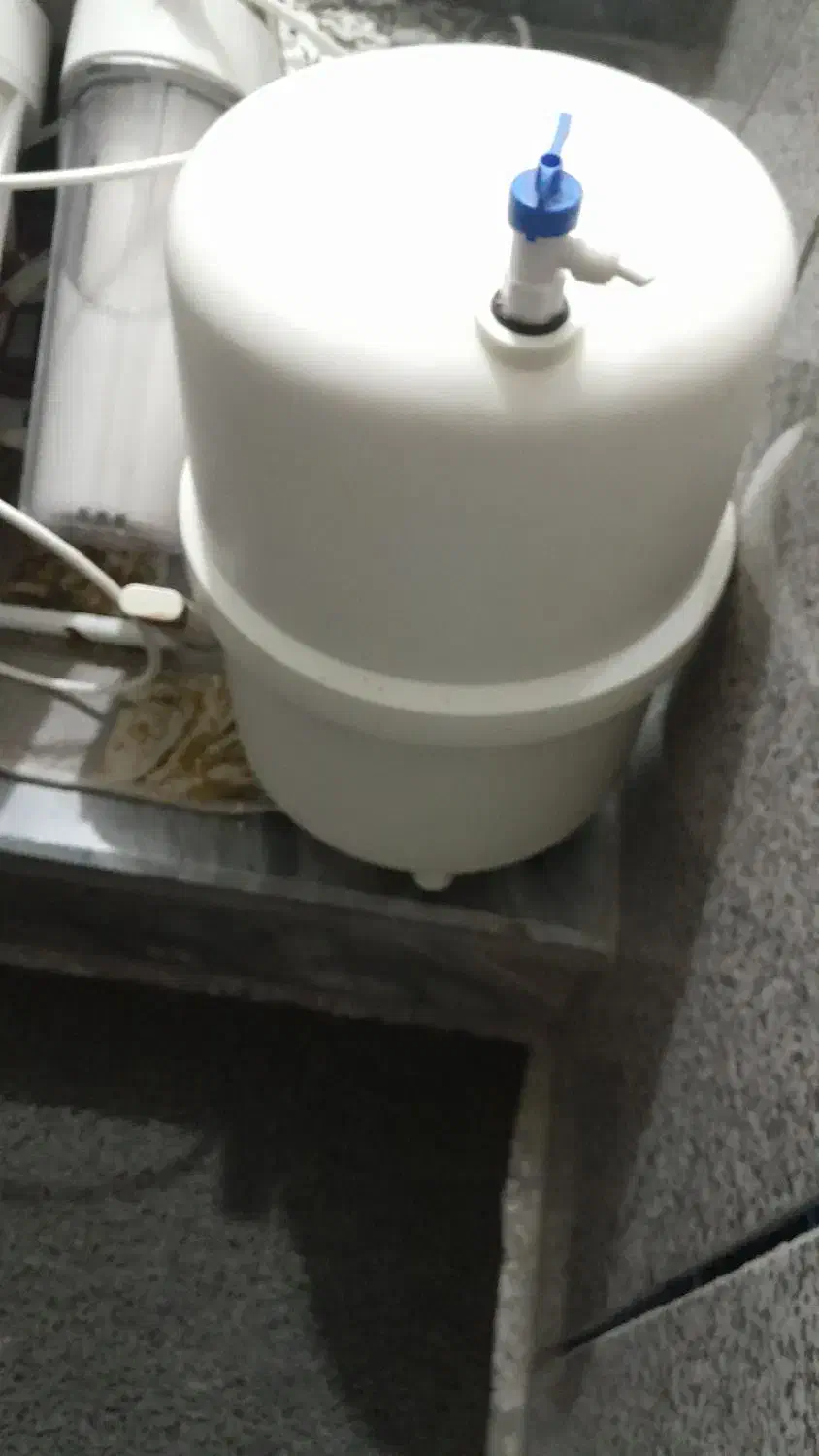 یک دستگاه تصفیه آب|آب‌سردکن و تصفیه آب|دیواندره, |دیوار