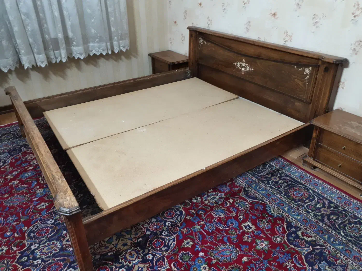 تخت دو نفره چوب و نئوپان|تخت و سرویس خواب|تهران, شمسآباد|دیوار