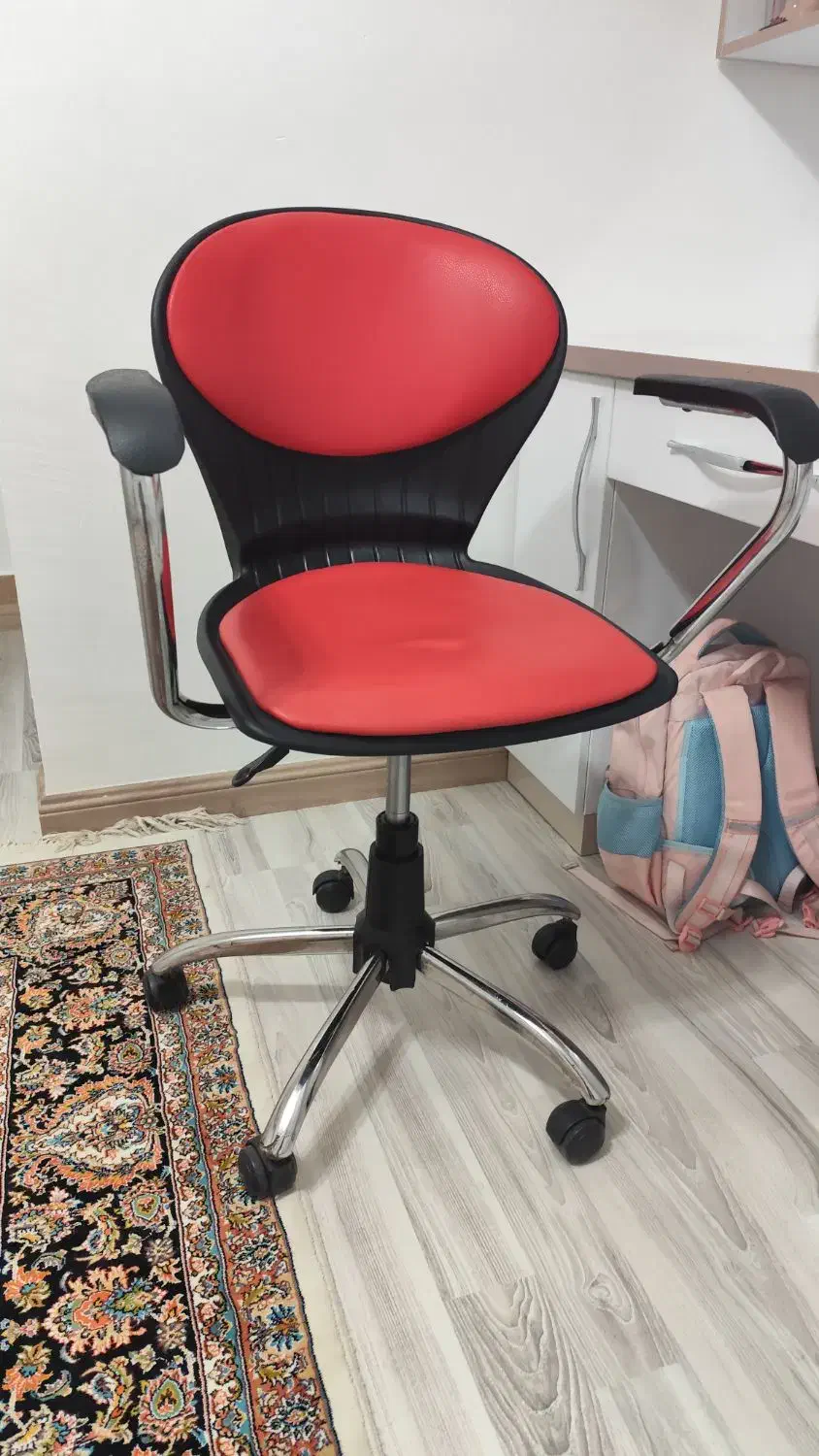 صندلی چرخان|صندلی و نیمکت|میاندوآب, |دیوار