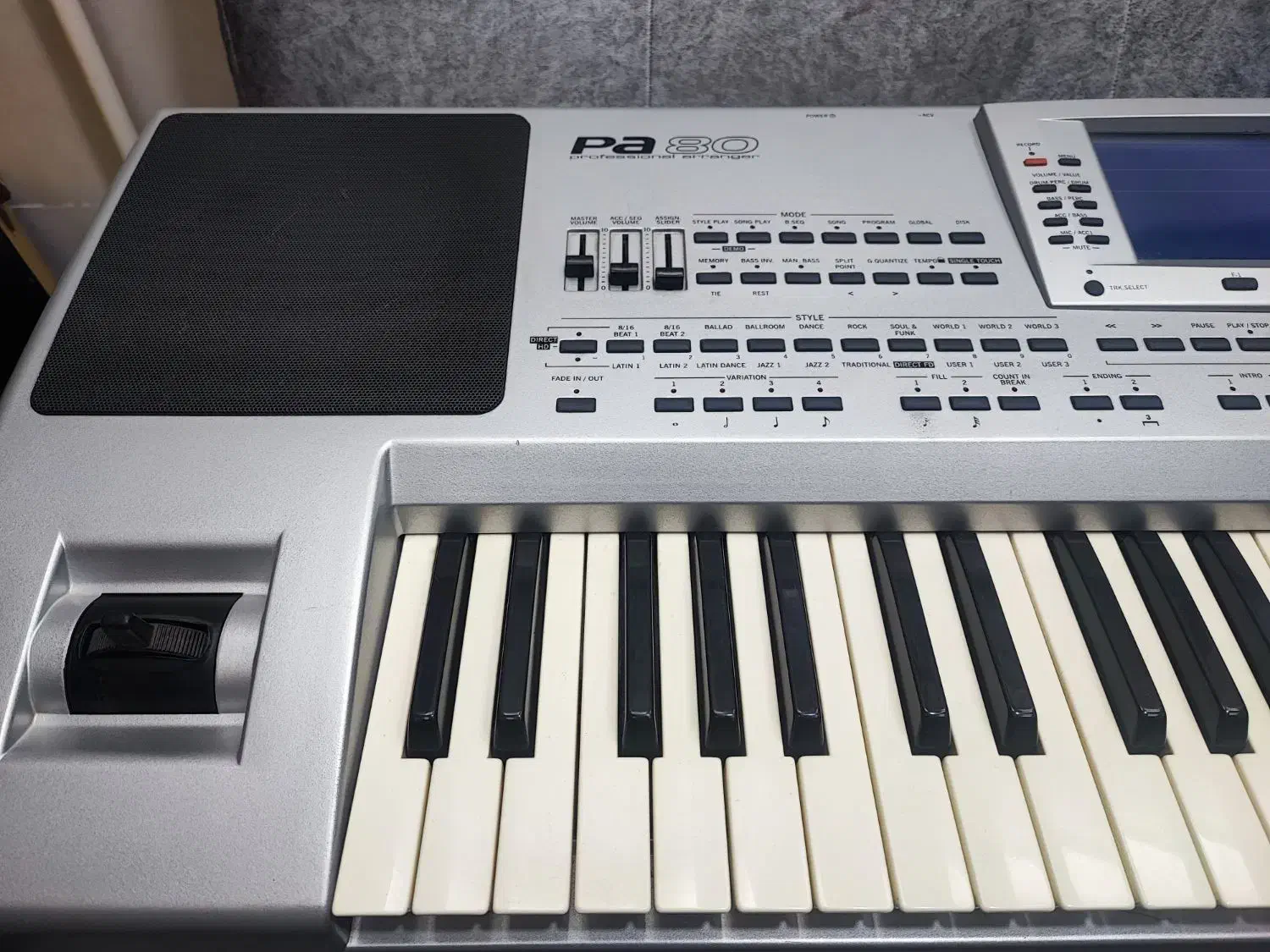 korg pa80 ایتالیا|پیانو، کیبورد، آکاردئون|رودسر, |دیوار