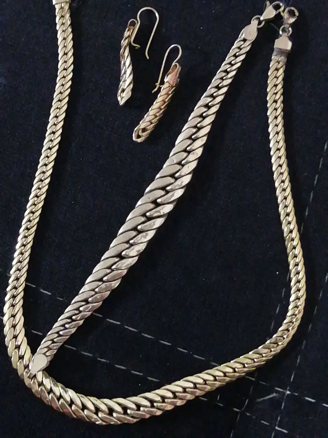 طلا|جواهرات|نیشابور, بنیاد شهید|دیوار