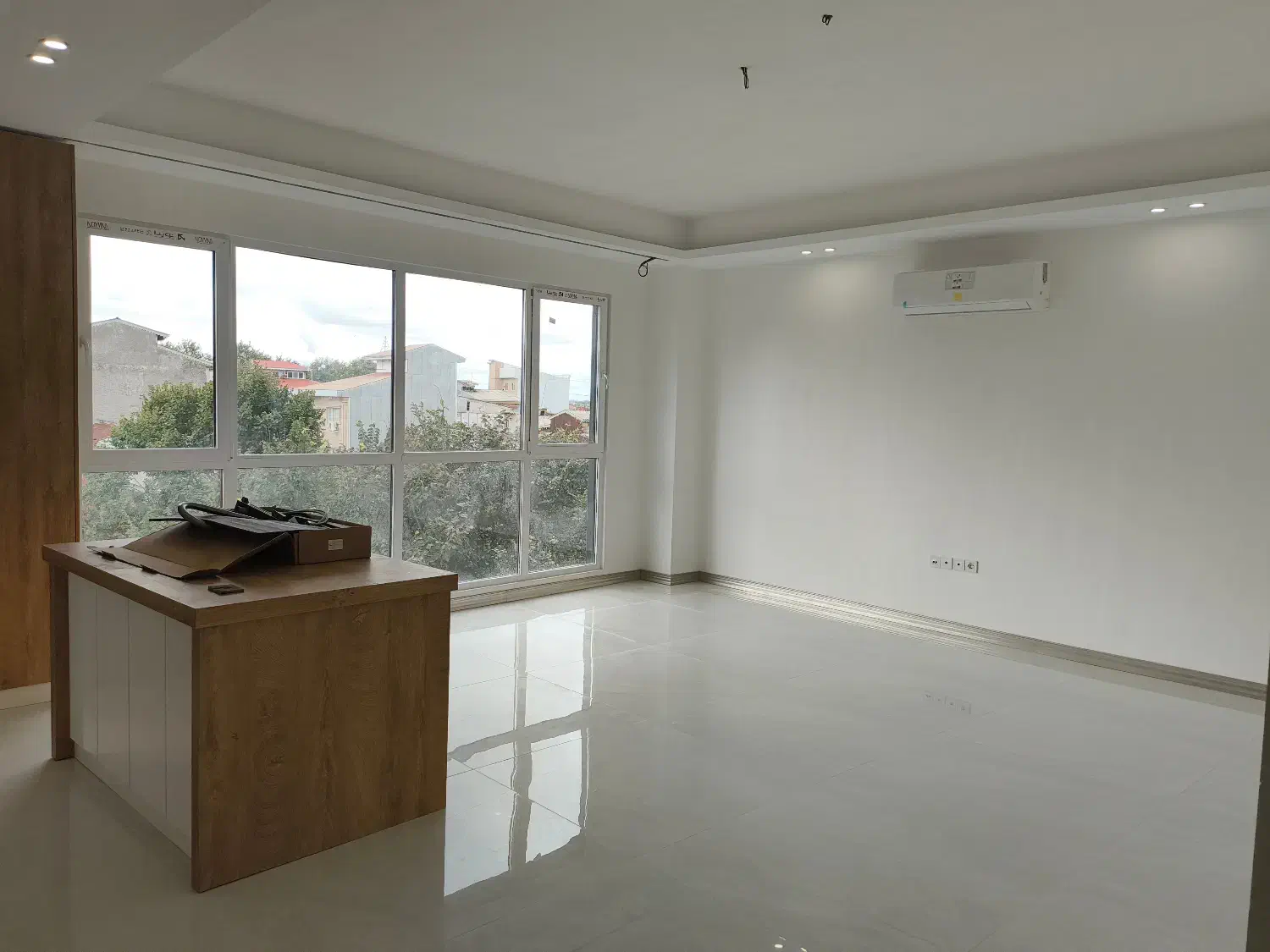 83مترنوساز/خوش نقشه آفتابگیر/بغل استخر/سازنده برند|فروش آپارتمان|لاهیجان, کوی خزر|دیوار