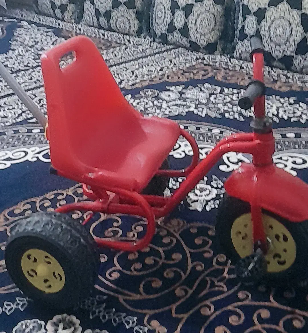 سه چرخه|اسباب‌بازی بچه|لار, |دیوار