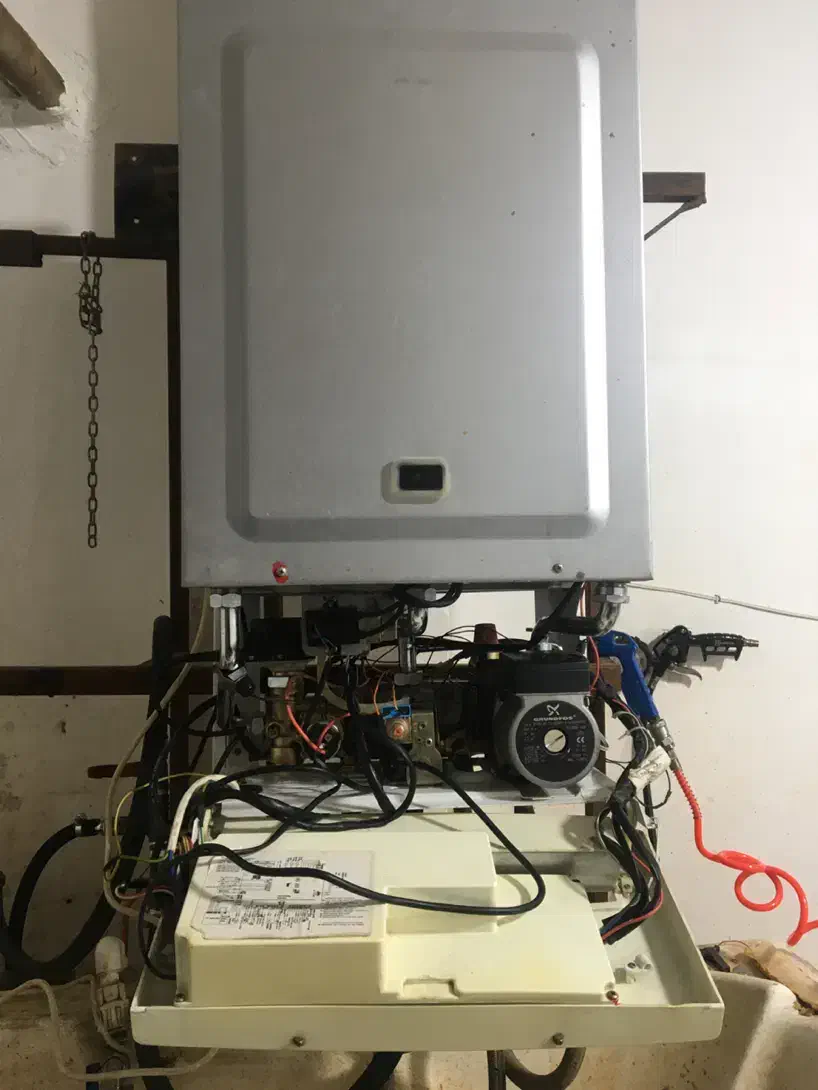 تعمیر حرفه ای پکیج|خدمات پیشه و مهارت|صفادشت, |دیوار