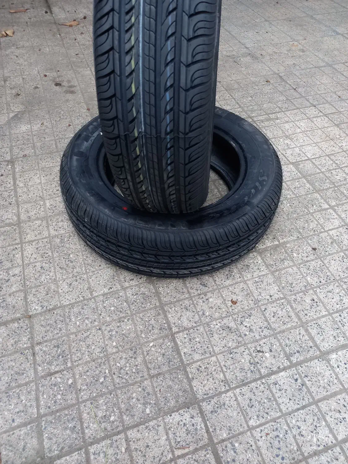 لاستیک پژو ۴ حلقه کویر ۱۵/۶۵/۱۸۵|قطعات یدکی و لوازم جانبی|رشت, دباغیان|دیوار