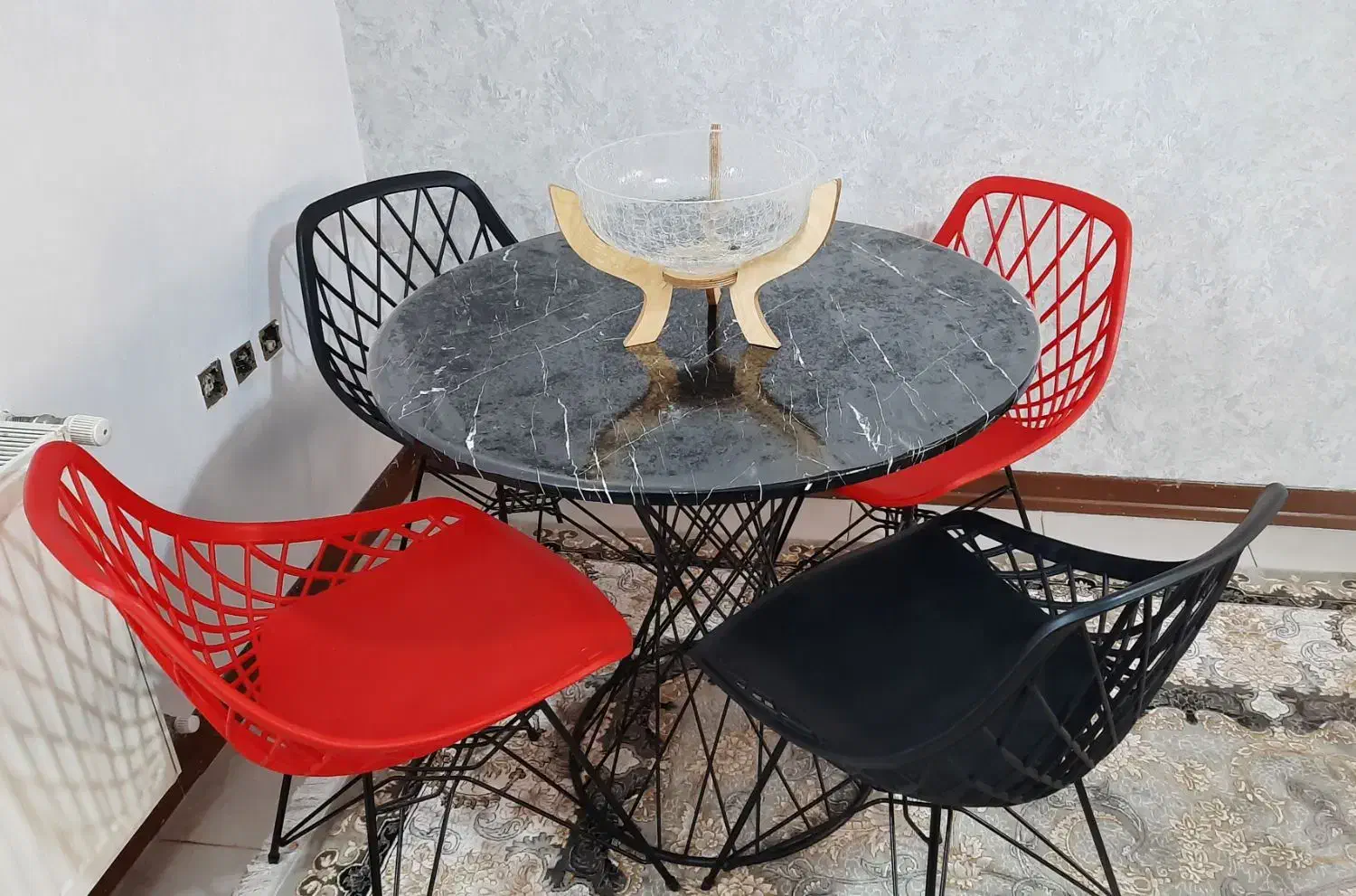 میز نهارخوری کلاسیک|میز و صندلی غذاخوری|فولادشهر, C3|دیوار