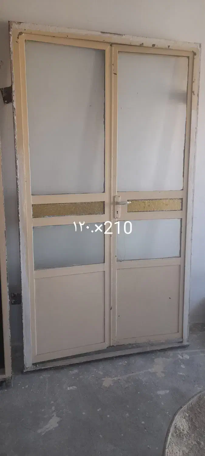 درب و پنجره|مصالح و تجهیزات ساختمان|سنندج, |دیوار