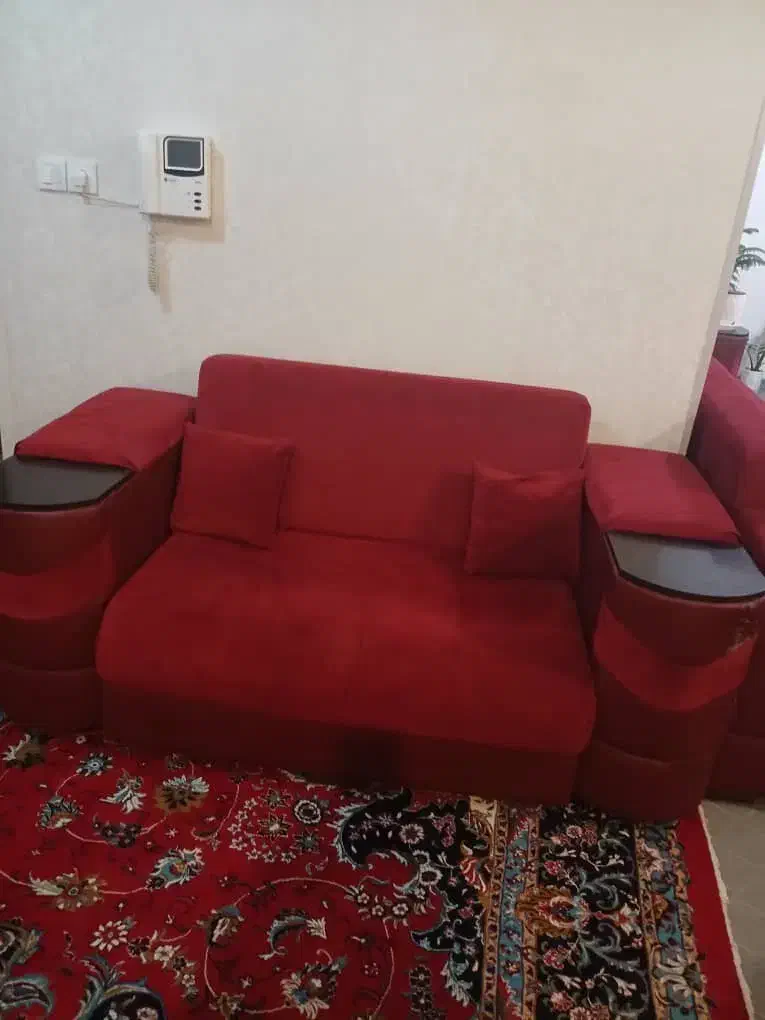 مبل ۷ نفره|مبلمان خانگی و میز عسلی|شیراز, پودنک|دیوار