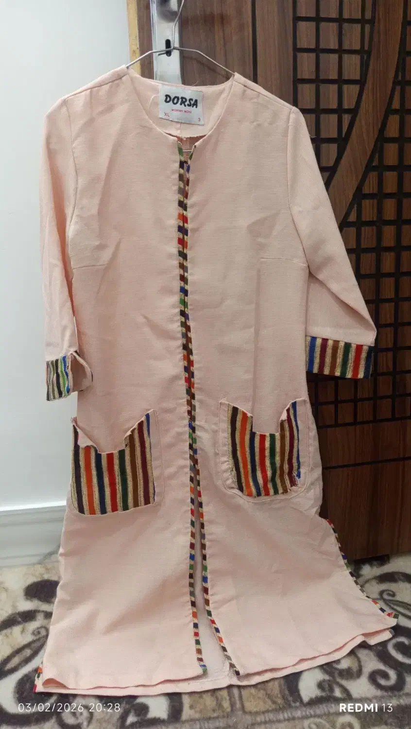 مانتو|لباس|سبزوار, پیروزی|دیوار