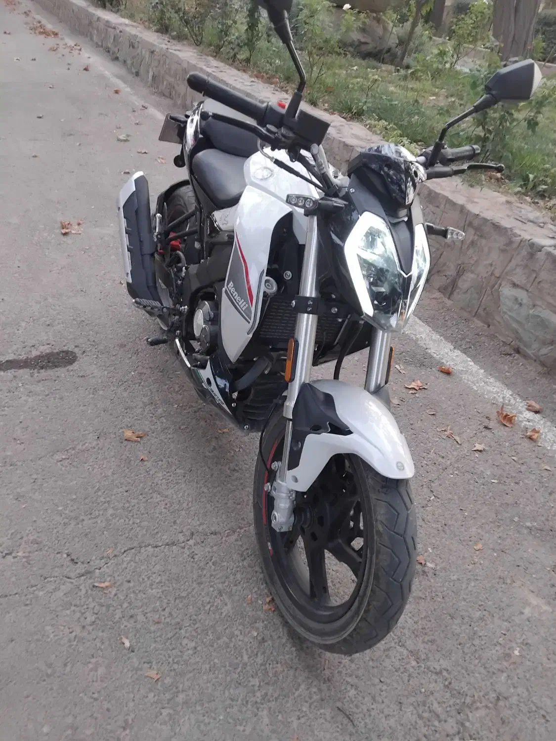 بنلی ۱۸۰ s|موتورسیکلت|کوهسار (البرز), |دیوار