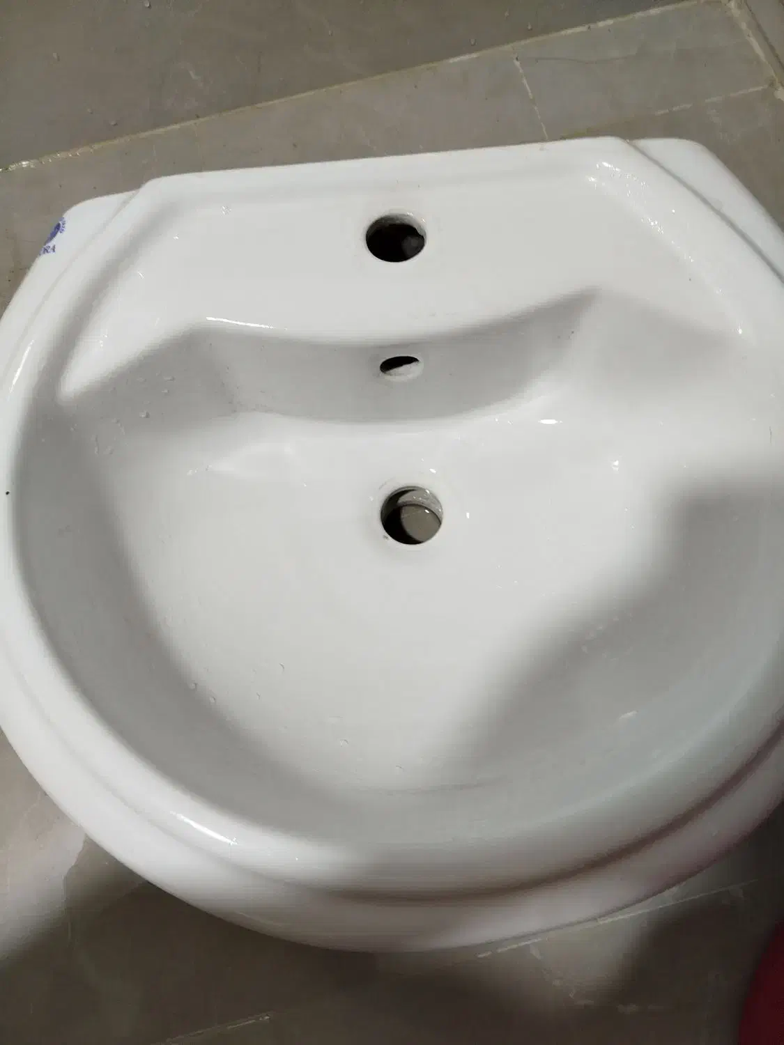 روشویی|لوازم سرویس بهداشتی|رشت, شهرک قدس|دیوار