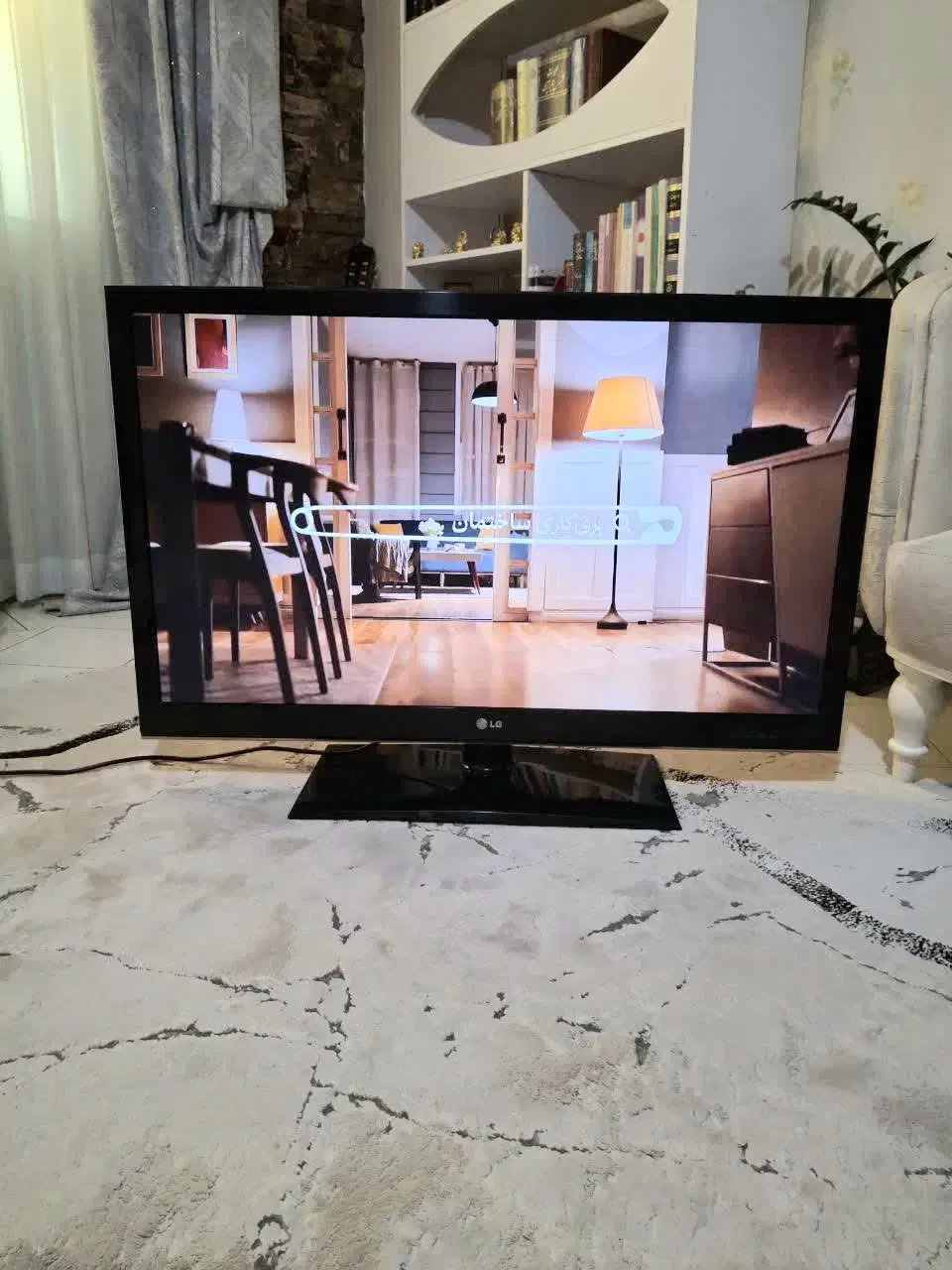 تلویزیون ال ای دی ال جی ۴۲ اینچ در حد نو|تلویزیون و پروژکتور|اندیشه, شهرک کوثر|دیوار