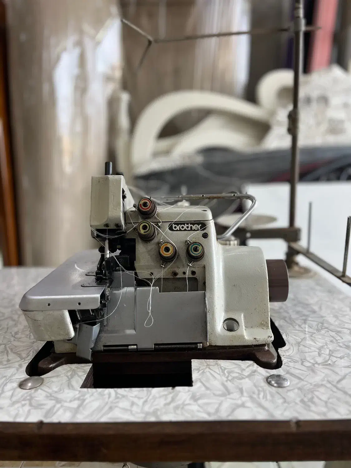 چرخ سردوز ۵نخ مدل Brother موتور clutch|چرخ خیاطی و ریسندگی|رامسر, |دیوار