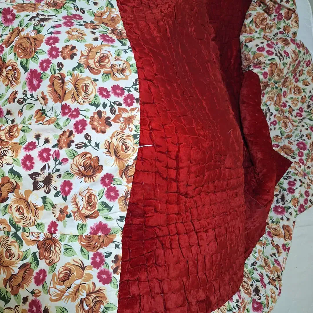 لحاف کُرسی|رختخواب، بالش، پتو|شاهینشهر, حافظ جنوبی|دیوار