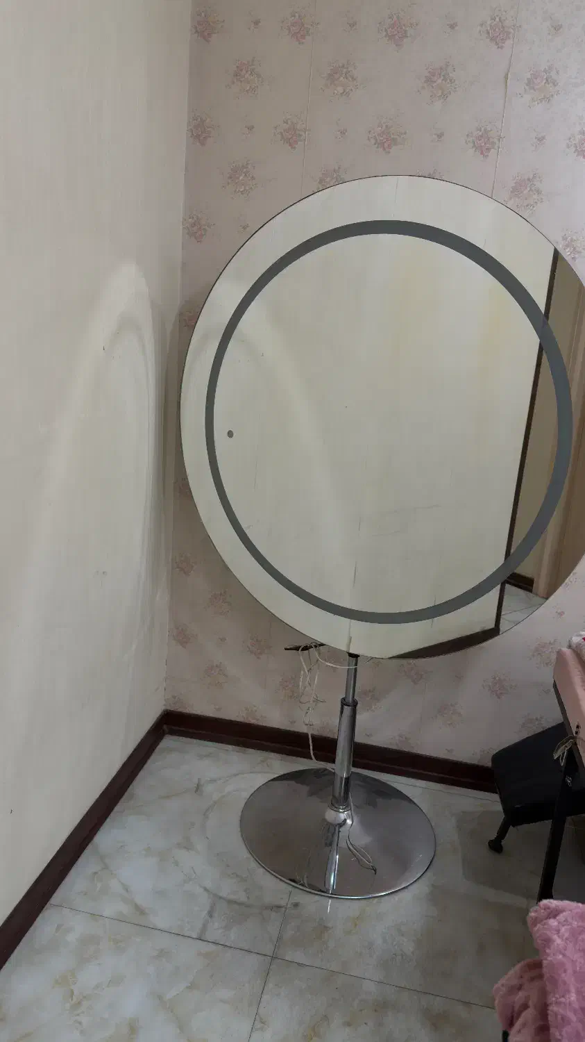 اینه گرد|آرایشگاه و سالن‌های زیبایی|تهران, سلسبیل جنوبی|دیوار