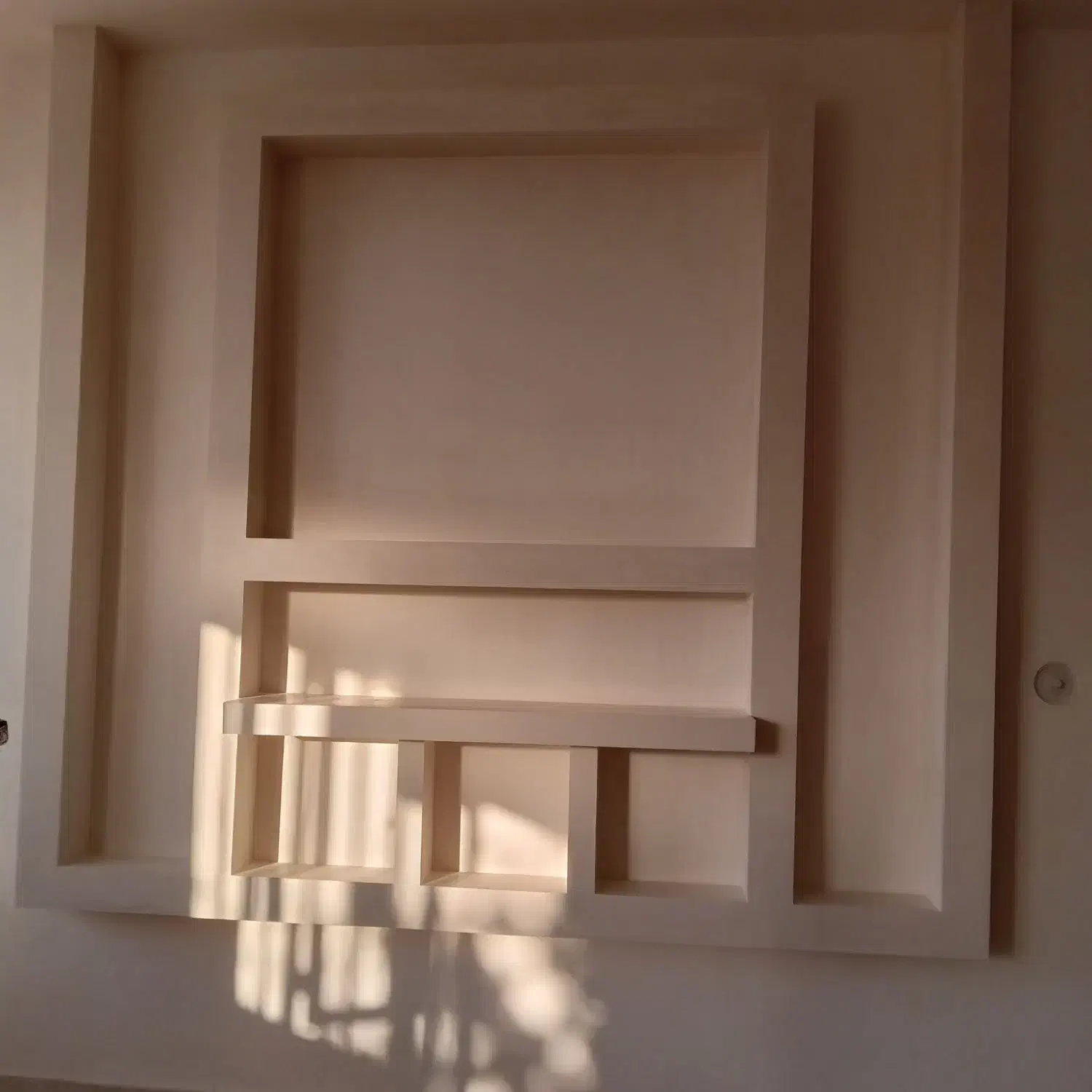 گچکاری و لکه گیری و...|خدمات پیشه و مهارت|کیش, |دیوار