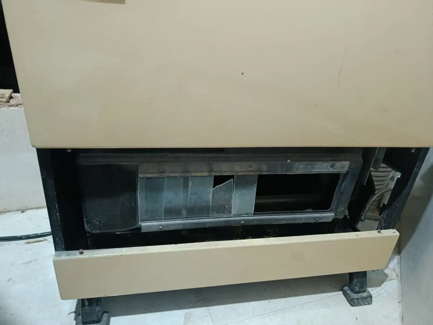 بخاری|بخاری، هیتر، شومینه|شیراز, قلات|دیوار