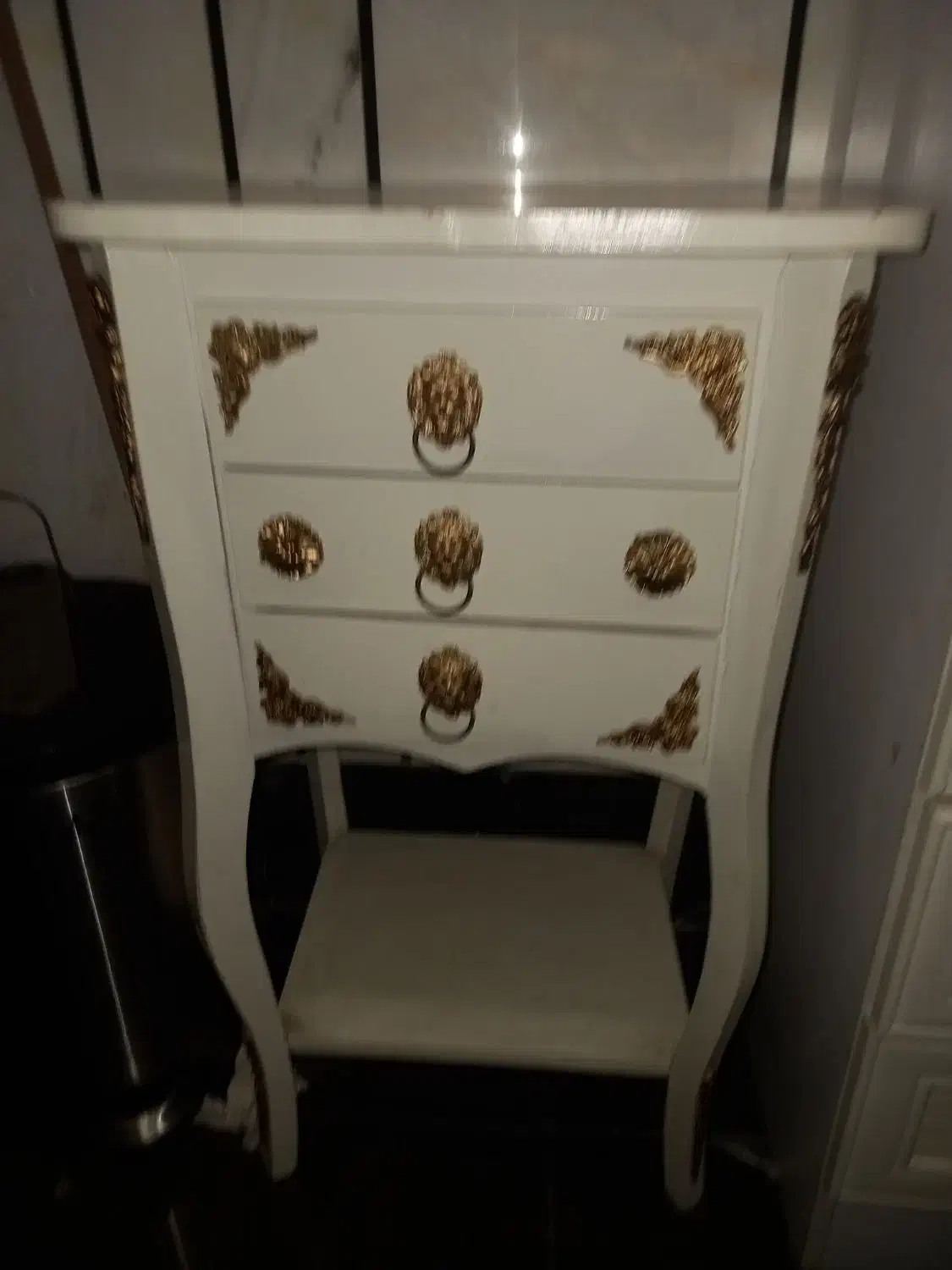 میز تلفن یا کنسول سه کشو|میز تلفن|رشت, بلوار گیلان|دیوار