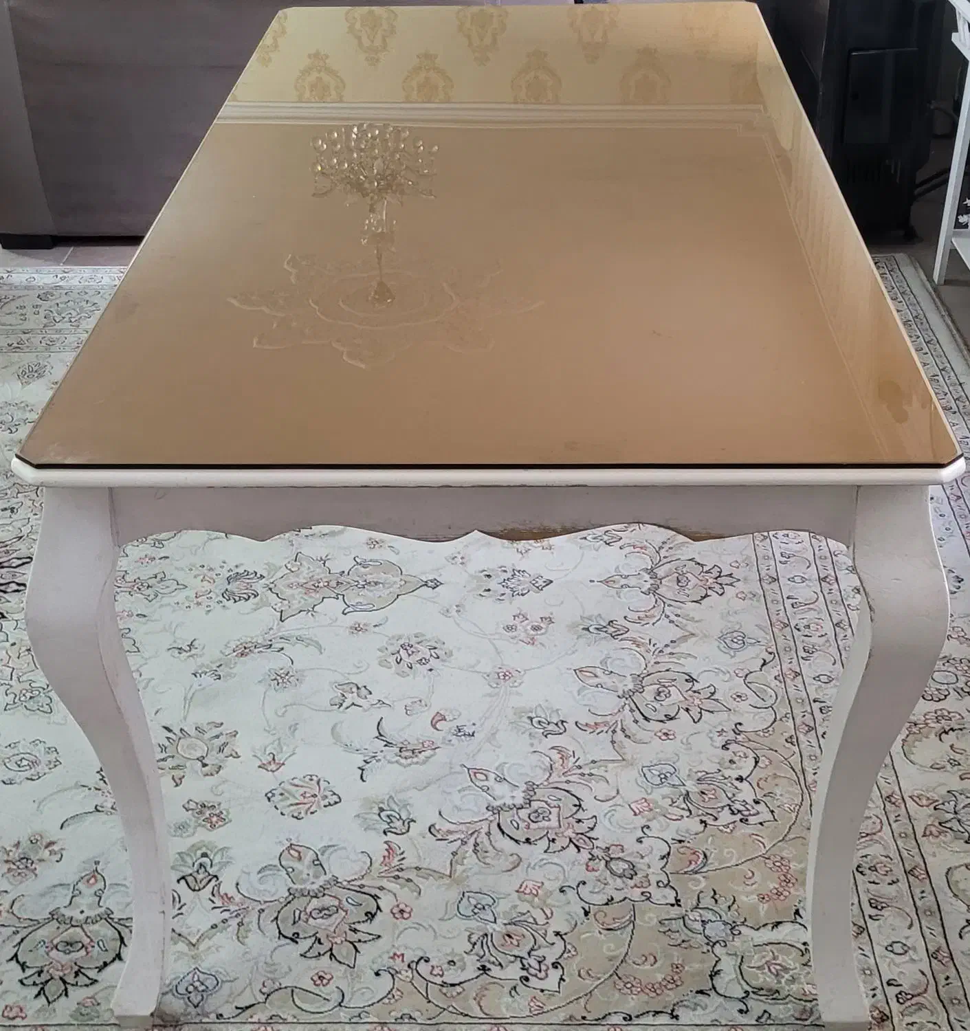 میز|میز و صندلی غذاخوری|رشت, فلسطین|دیوار