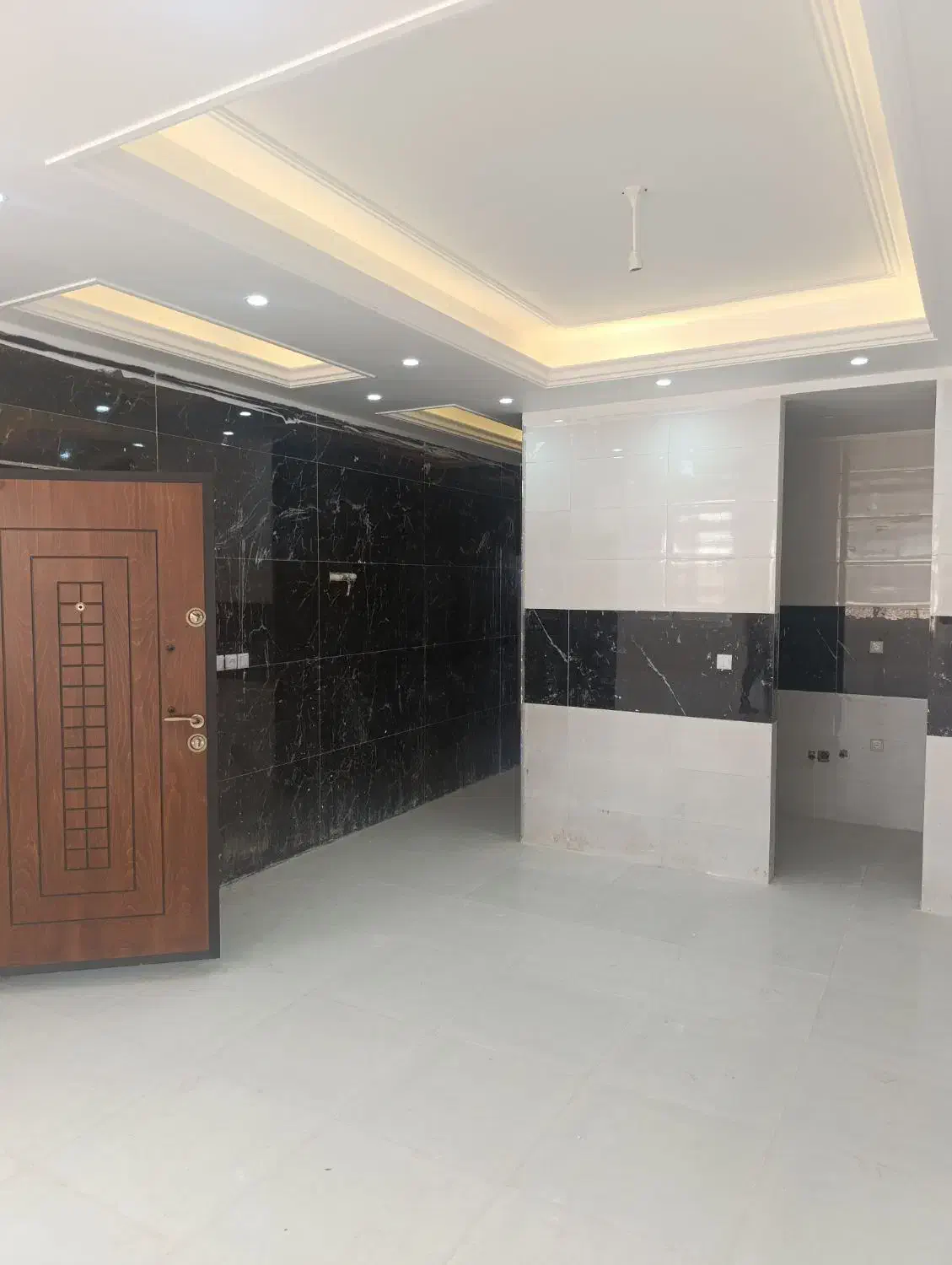 تک واحدی 150 متری/3 خوابه/پارکینگ و آسانسور/همت|فروش آپارتمان|قم, شهرک فاطمیه|دیوار