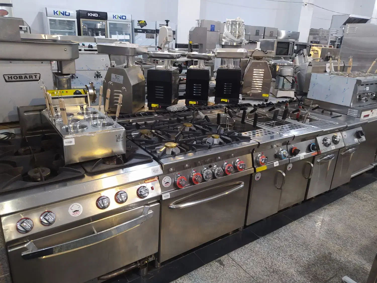 صفر تا صد لوازم فست فود رستوران کافی شاپ|کافی‌شاپ و رستوران|تهران, اتحاد|دیوار