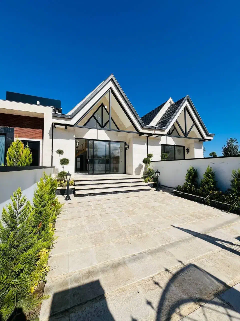 کلبه سوئیسی استخردار۲۰۰متری/ سنددار/چسب جنگل|فروش خانه و ویلا|امامزاده عبدالله, |دیوار